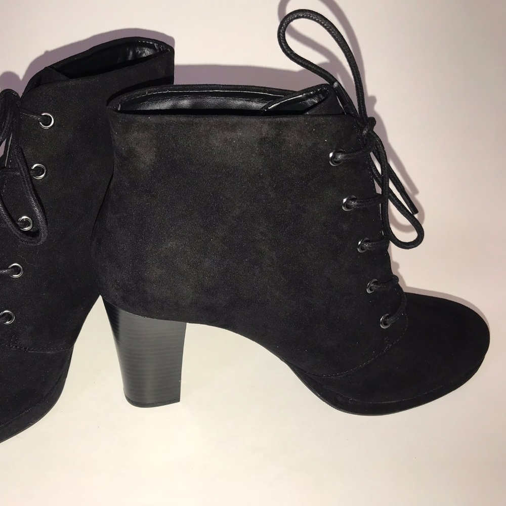 NWB A.N.A. Frosty Black Lace Up Ankle Booties - Picture 2 of 8